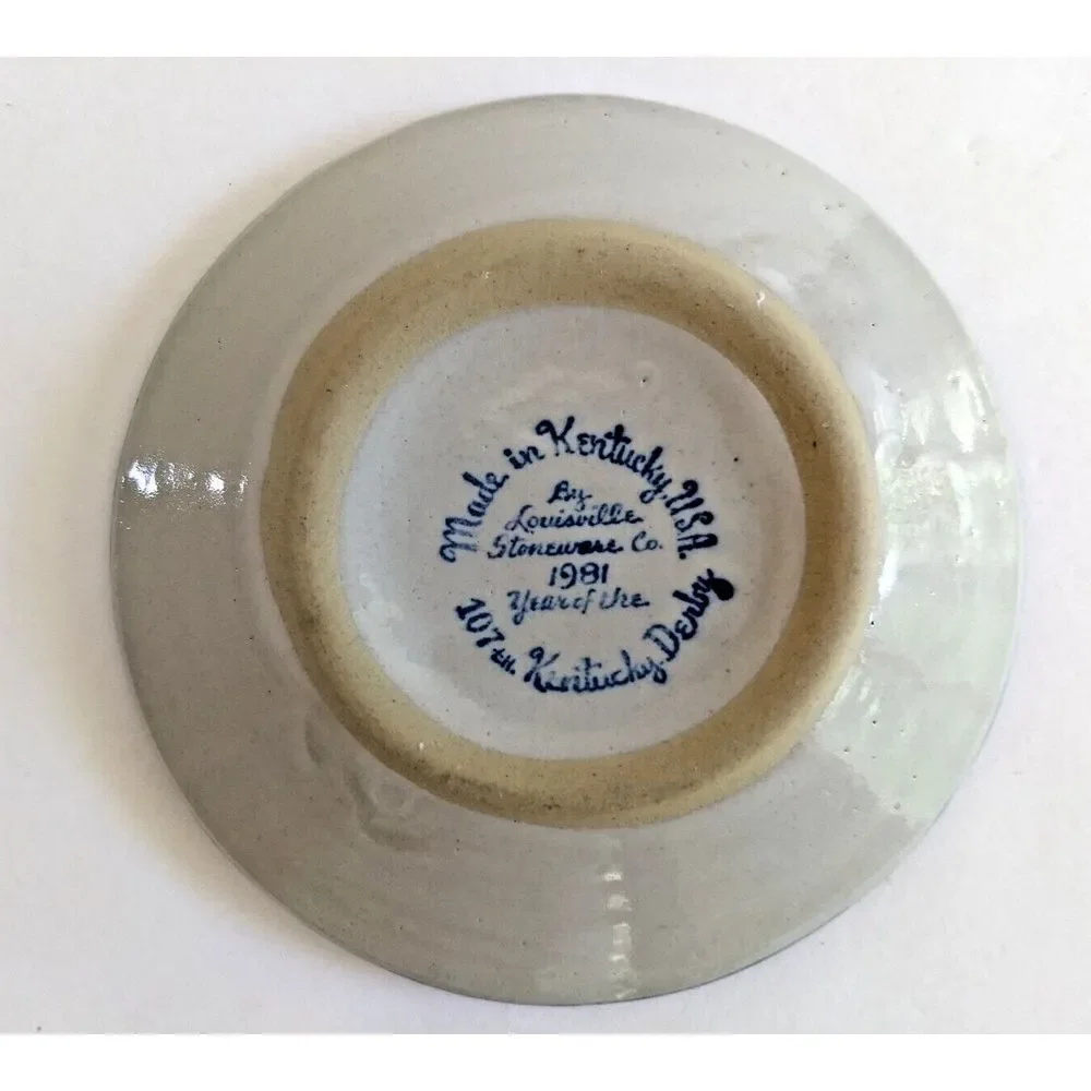 Vtg 107th KENTUCKY DERBY 1981 Louisville Stoneware Co Nut/Candy Trinket Dish USA